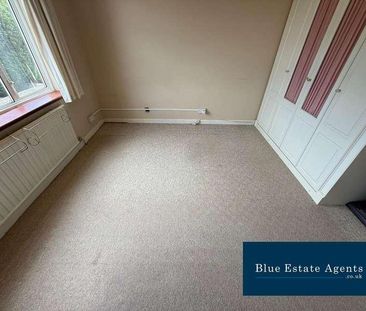 Cedars Drive, Uxbridge, UB10 - Photo 5