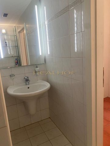 Pronájem bytu 1+kk 26 m² - Photo 2