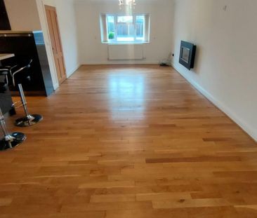 4 bedroom bungalow to rent - Photo 2