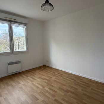Appartement 2 pièces 55m2 REIMS 758 euros - Photo 1