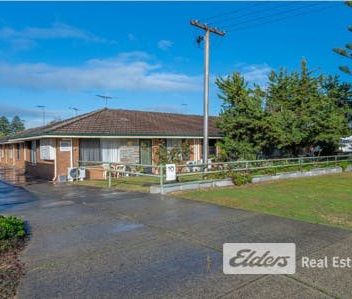 Coastal Living!! - Photo 3