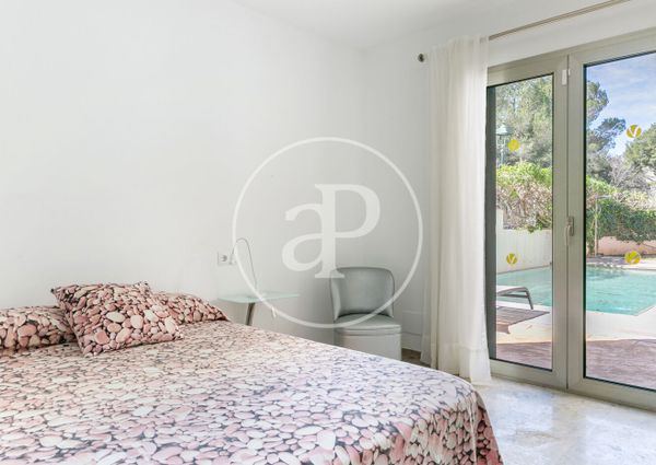 House for rent in Cala San Vicente