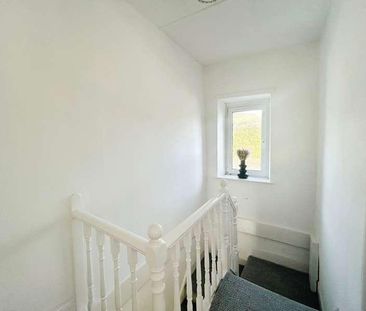 Brynhyfryd Terrace, Ferndale, CF43 - Photo 5