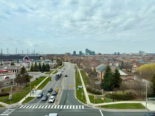 For Lease - 8763 Bayview Avenue Unit# 716, Richmond Hill, Ontario - Photo 1