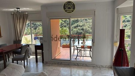 Alquiler de casa o chalet independiente en Altos de Estepona - Photo 5