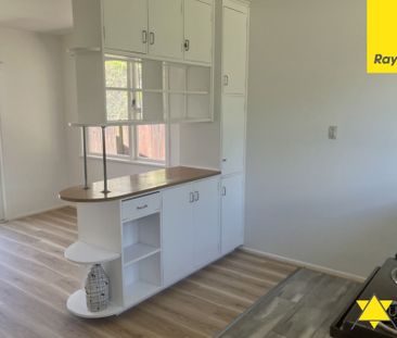 Renovated 3-Bedroom Lynfield Bungalow - Pet Friendly & Prime Location - Photo 1