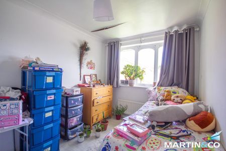 3 bedroom terraced house to rent - Photo 3