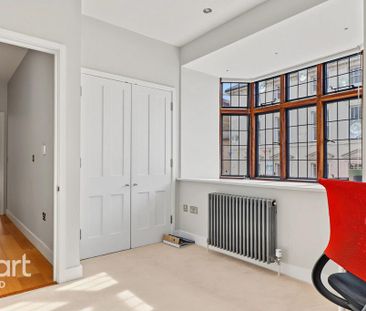 2 bedroom flat to rent - Photo 2