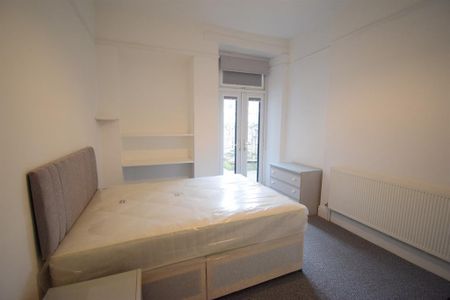 1 bedroom ground floor flat to rent - Photo 2