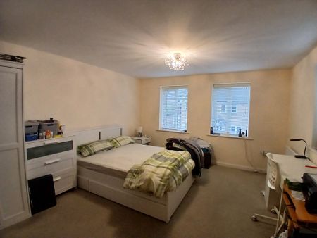 4 bed semi-detached house to rent in Viola Close, Norwich, NR4 - Photo 4