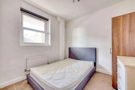 Camden Park Road, Camden, NW1 - Photo 3