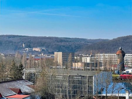 Gemütliche Dachgeschoßwohnung - Zentral gelegen - Photo 3