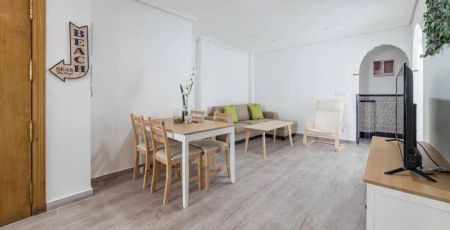 Valencia Capital - Photo 3