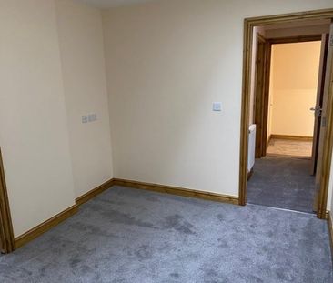 1 Bed Flat, Montpelier Road, NG7 - Photo 2