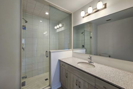 For Lease - 8 Vinewood Crescent, Barrie, Ontario - Photo 4