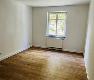 Modernisierte 2-Zimmer-Wohnung im Spessartring! - Foto 3