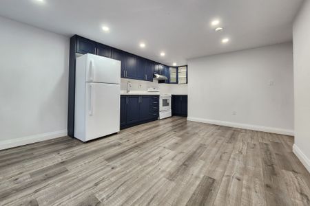 For Lease - 12 Ramsey Crescent, Hamilton, Ontario - Photo 4