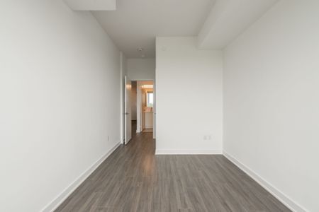For Lease - 681 Yonge Street Unit# 510, Barrie, Ontario - Photo 2