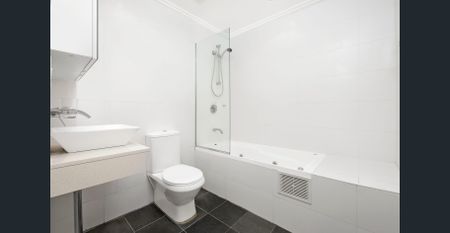 Modern townhouse with entertainer's rooftop terrace - Photo 5