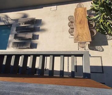 Luxury Villa for rent in Marbella Del Este, Spain - Photo 2