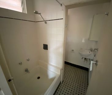 5 / 52 Greeves Street, ST KILDA - Photo 1