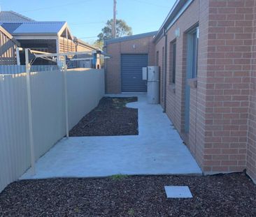 Modern Townhouse. - Photo 1