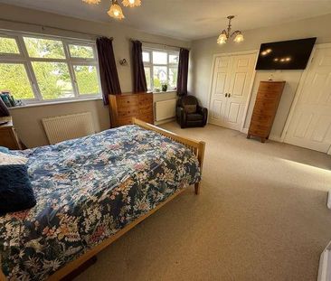 Chester Road, Gayton, Wirral, CH60 - Photo 6