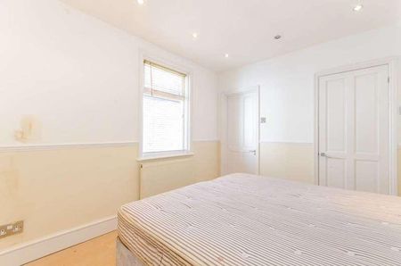 Liddington Road, Stratford, E15 - Photo 4