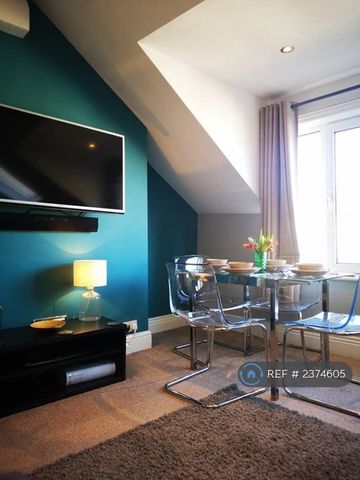 2 bedroom flat to rent - Photo 3