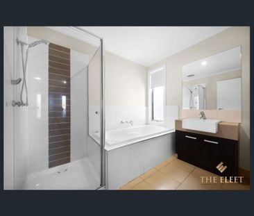 Spacious Family Living with 4 Bedrooms, 2 Living Areas & Modern Com... - Photo 6