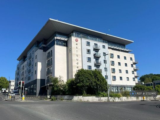 1 bedroom penthouse to rent - Photo 1