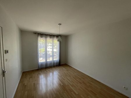 Location Appartement 1 pièce 27m² CLERMONT FERRAND 63000 - Photo 2