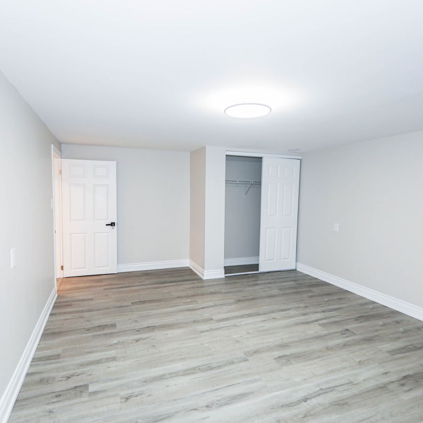 For Lease - 382 Allgood Street, Richmond Hill, Ontario - Photo 1