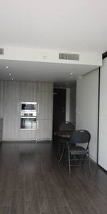 Stunning 1 Bed, 1 Bath, Den, In-Suite Laundry, Balcony & More! - Photo 3