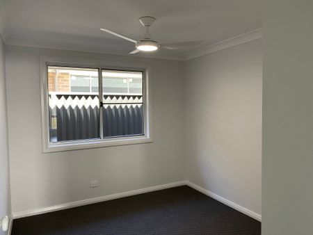 Contemporary Elegance - Photo 5