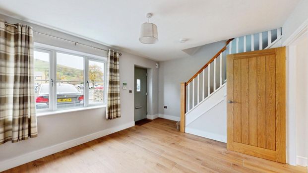 2 bedroom House To Let - Photo 1