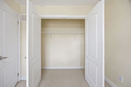 For Lease - 90 Sky Harbour Drive, Brampton, Ontario - Photo 5