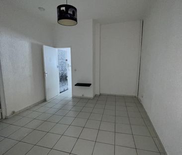 Appartement 2 pièce(s) 48.79 m² - Photo 4
