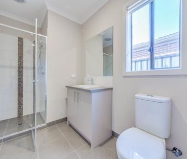 Low Maintenance Living! - Photo 5