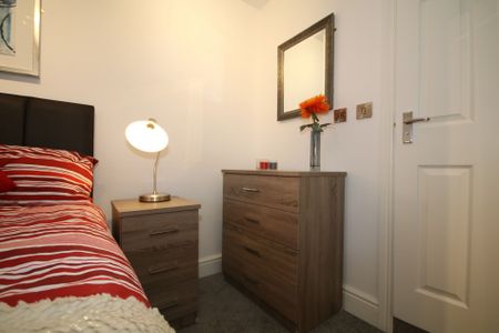 63 Albert Street, Rugby - Photo 4