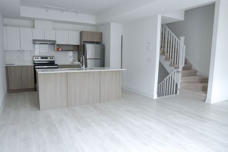 For Lease - 1121 Cooke Boulevard Unit# 47, Burlington, Ontario - Photo 4