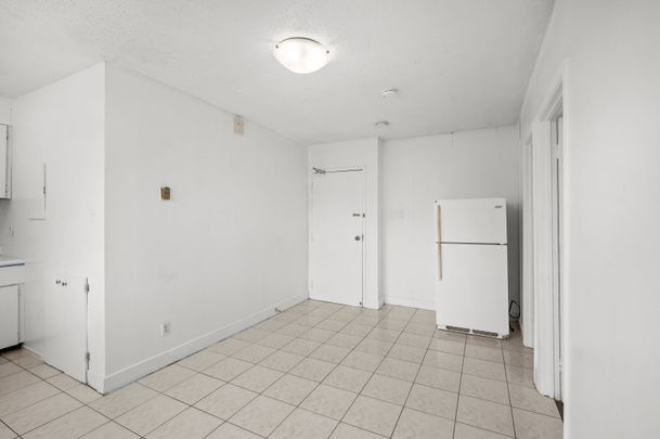 For Lease - 638 Dufferin Street Unit# 4, Toronto, Ontario - Photo 1