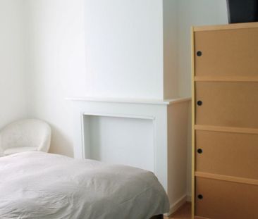 Woning te huur in Harelbeke voor € 925 met 4 slaapkamers - Foto 6