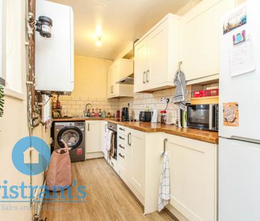 4 bed Mid Terraced House for Rent - Photo 6