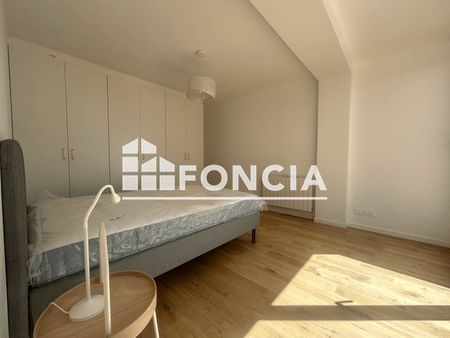 Appartement • Gare - Photo 3