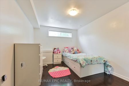 For Lease - 2683 TRUSCOTT Drive Unit# LOWER, Mississauga, Ontario - Photo 2