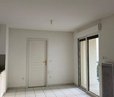Location Appartement 1 pièce 36m² VALENCE 26000 - Photo 4