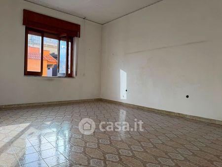 Trilocale in Affitto in Via Bartolo Longo a Napoli - Foto 4