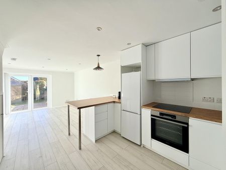 2 bedroom terraced house to rent - Photo 5