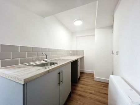 Studio to rent - Photo 5